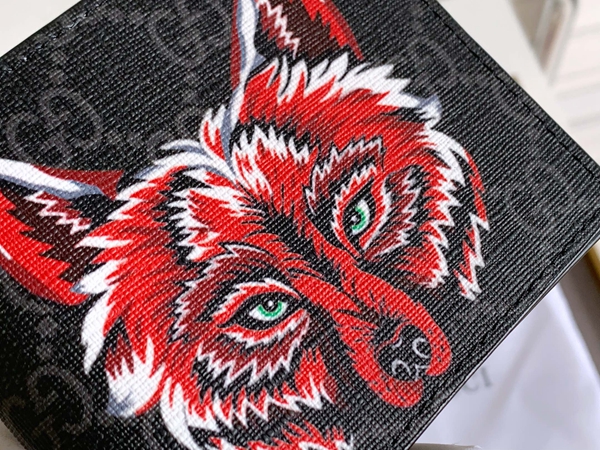 グッチ財布コピー側面デザイン